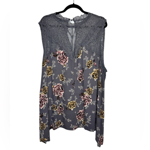 Torrid Gray Floral Illusion Sharkbite Lace Tank Top - Picture 3 of 9